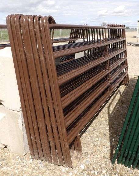 G-670 Priefert Livestock Panels (9)