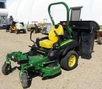 G-946 John Deere Z915E Xero Turn Mower