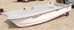 G-900 Livingston Fiberglass Boat