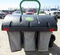 G-946 John Deere Z915E Xero Turn Mower