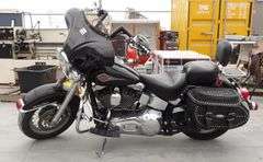 G-1124 2001 Harley Davidson