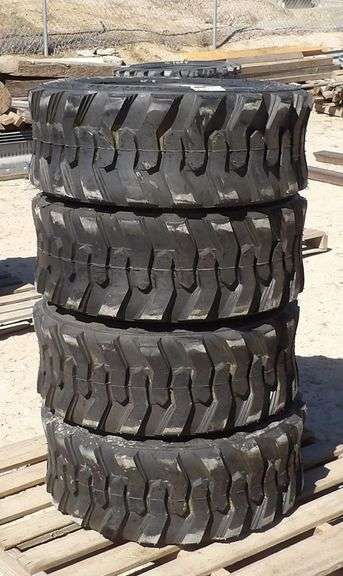 G-1552  Skid Steer Tires (4)