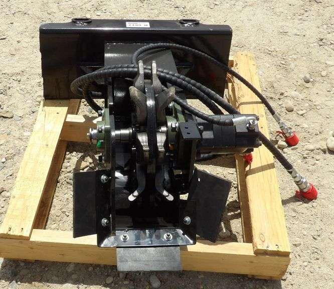 R-1017 Mini Skid Steer Stump Grinder