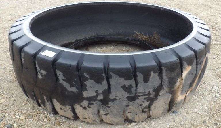 R-600 Livestock Feeder