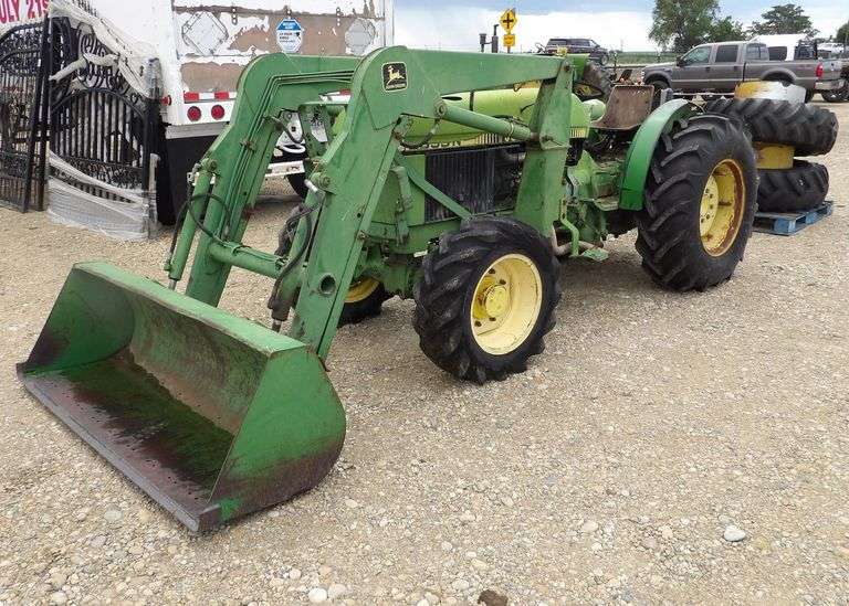 R-611 John Deere 2355N Tractor