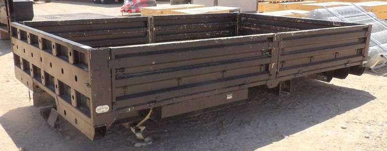 R-721 Dump Bed
