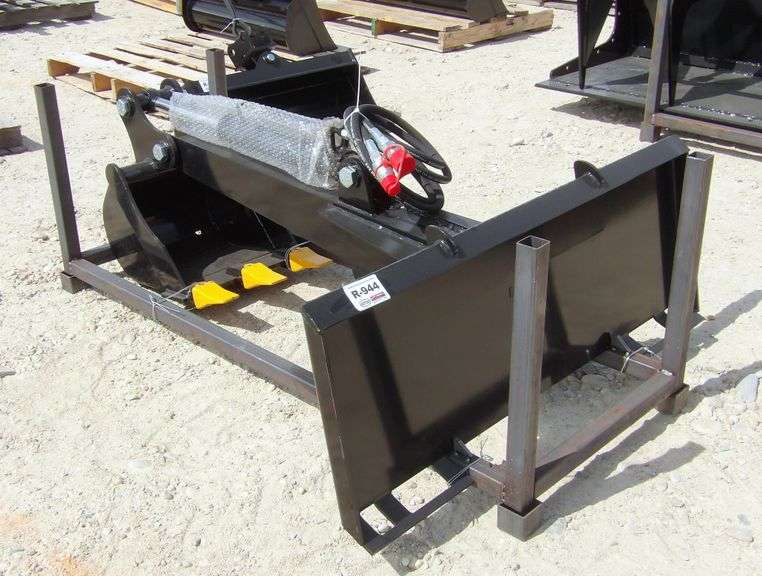 R-944 Skid Steer Backhoe Attachment