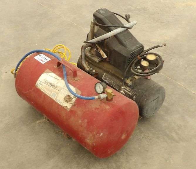 R-1218 Air Compressor - Air Tank