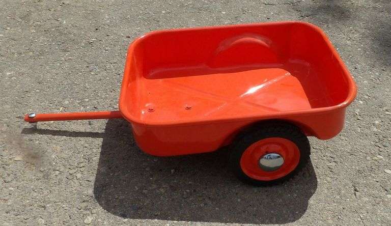 M-850 Case Pedal Tractor Trailer