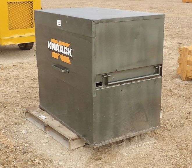 R-596 Knaack Job Box