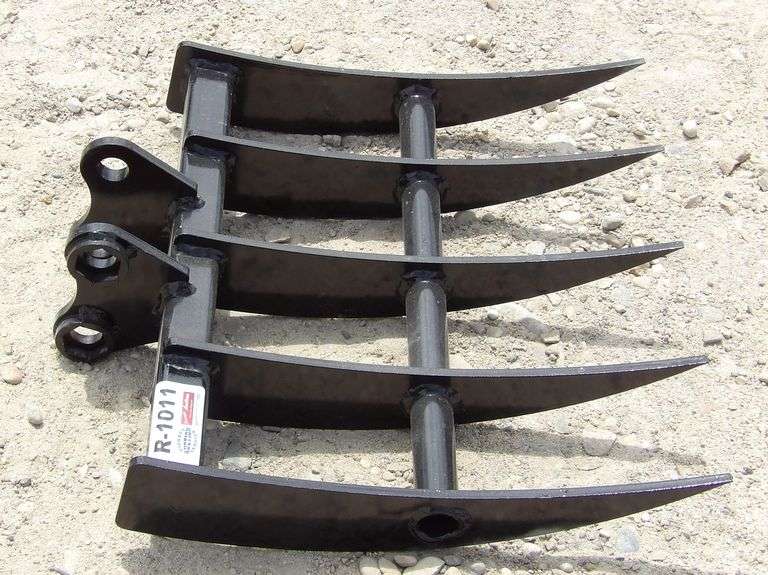 R-1011 Mini Excavator Rake