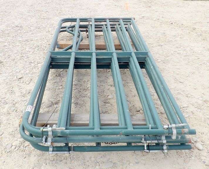 R-892  Livestock Gates