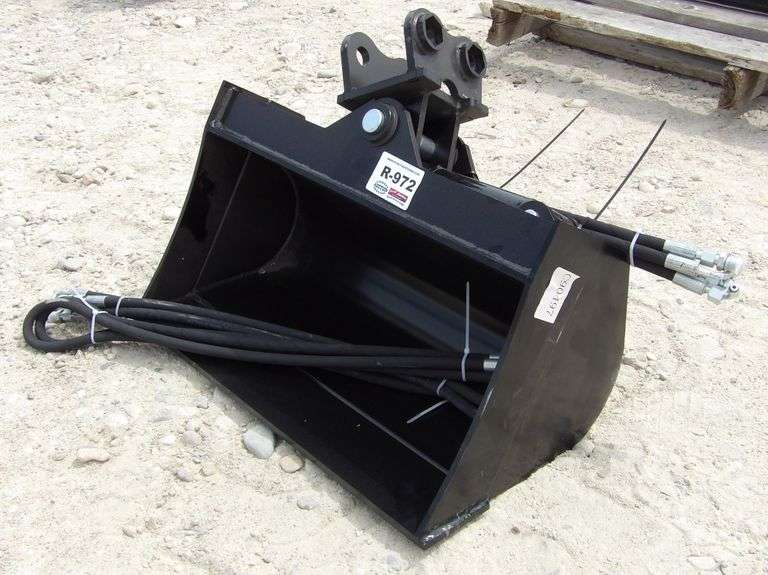 R-972  Mini Excavator Cleanup Bucket