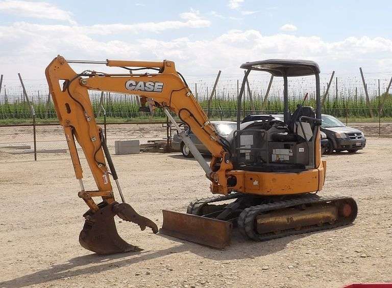 R-586  Case CX321B Mini Excavator