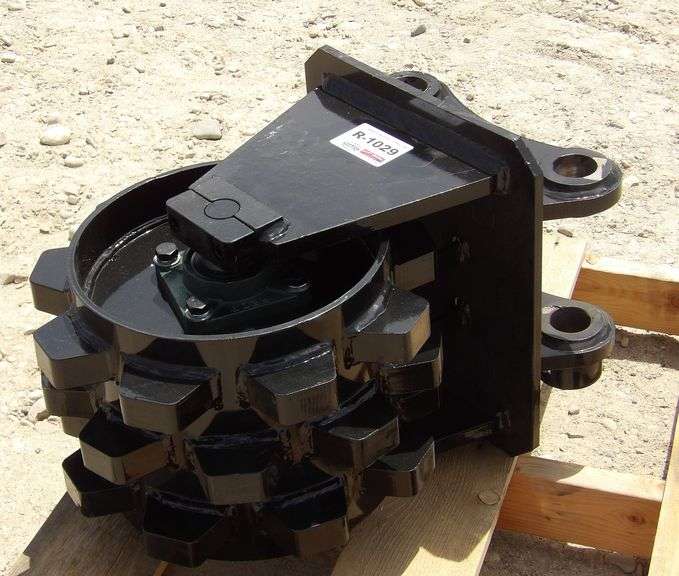 R-1029 Excavator Crumbler