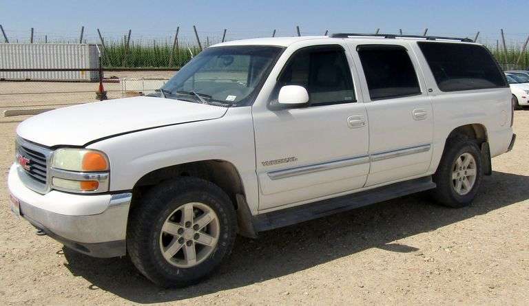 R-792 2005 GMC Yukon XL 4X4