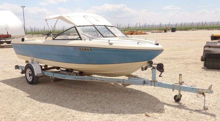R-591 1979 Fiber Form Monterey 17' Boat
