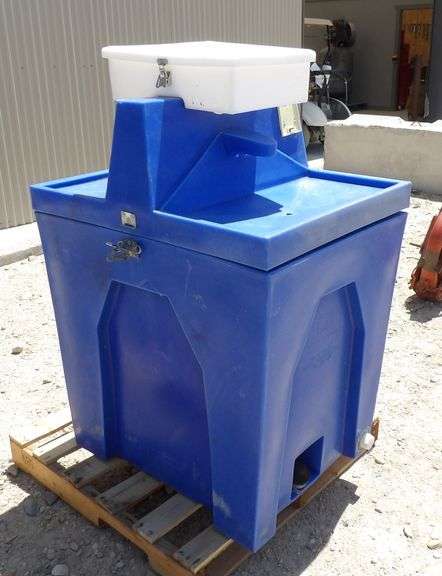 R-1244 GottaGo Hand Wash Station
