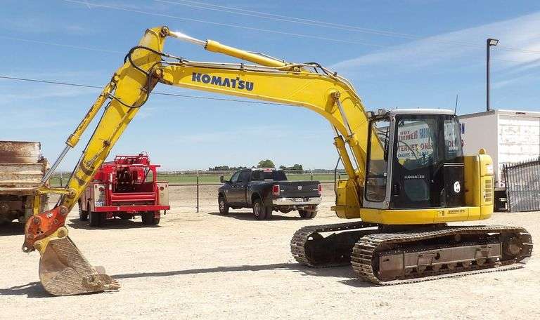 R-1251 Komatsu Excavator