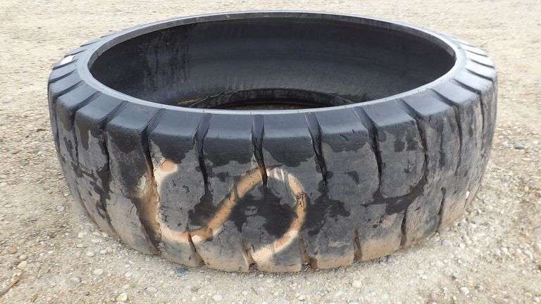 R-600 Livestock Feeder