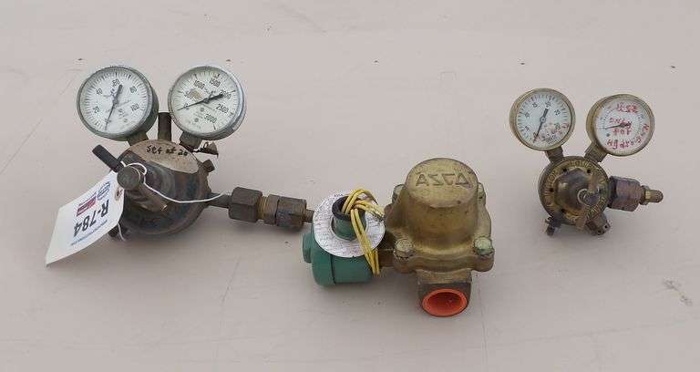 R-784 Gas Gauges