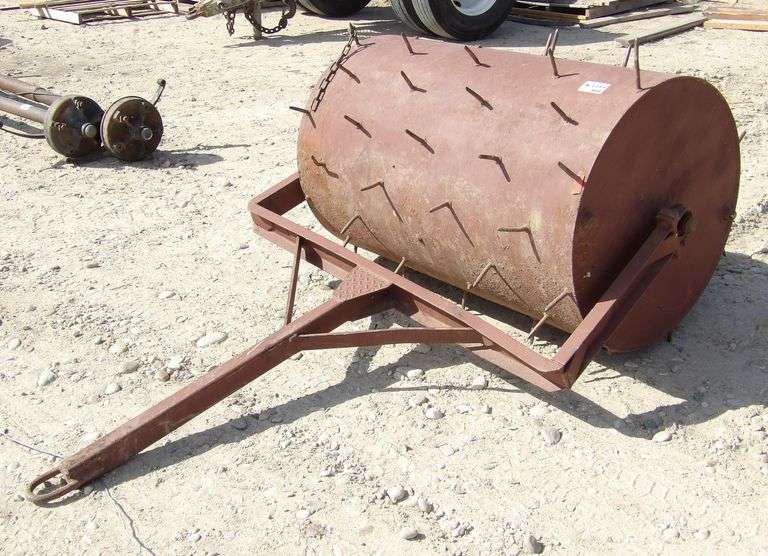 R-1119 Pull Type Aerator