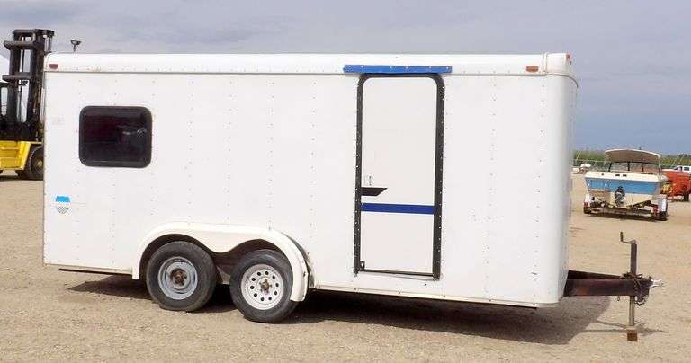 R-883 2000 Interstate West Cargo Trailer