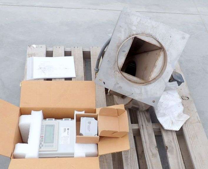 R-565  8" Power Vent with Electronic Controller