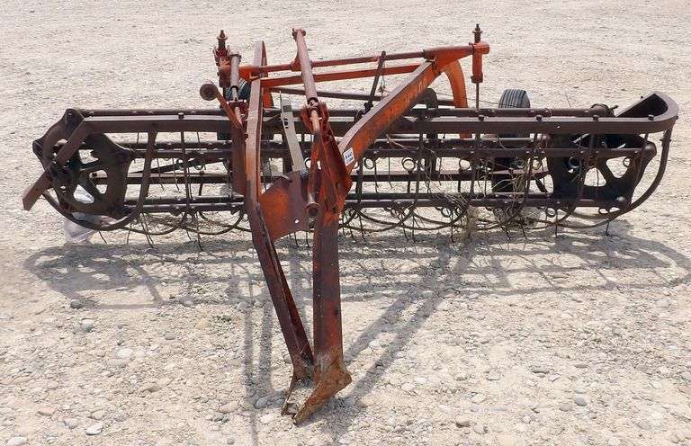 R-643  New Idea Hay Rake