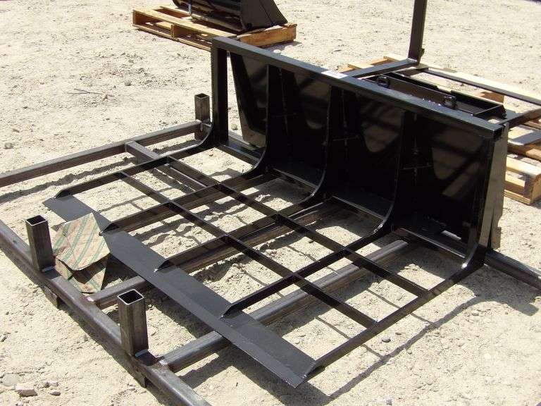 R-1026 Skid Steer Load Leveler