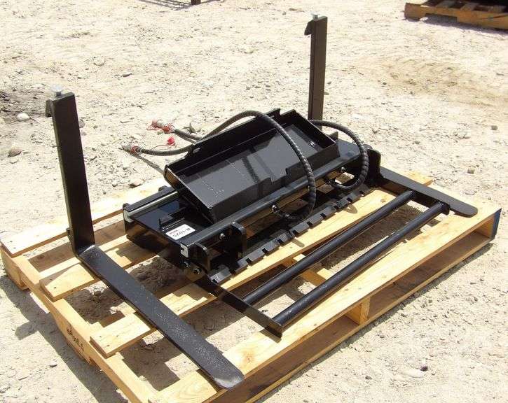 R-1025 Mini Skid Steer Forks & Mast
