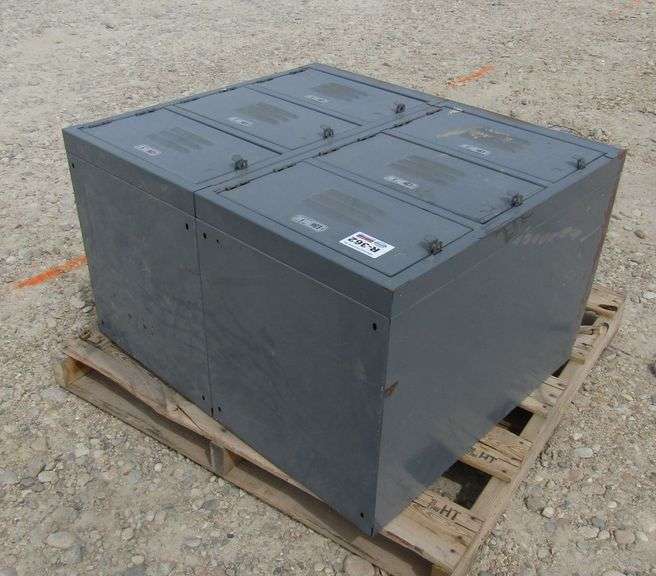 R-362 Lockers