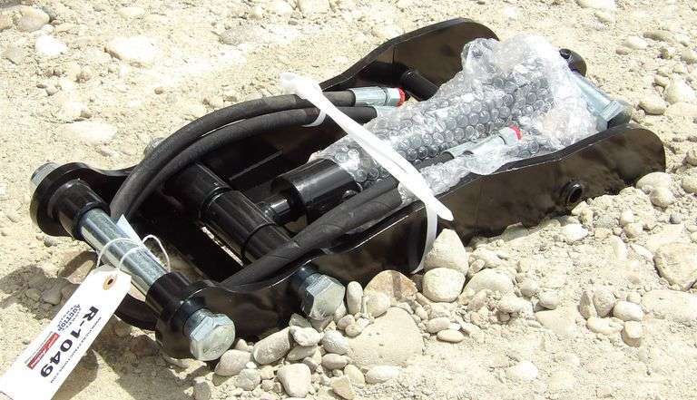 R-1049 Mini Excavator Hydraulic Thumb