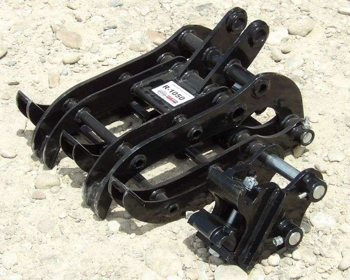 R-1050 Mini Excavator Grapple & Connector