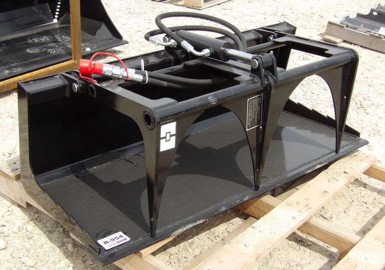 R-954 Mini Skid Steer Grappler