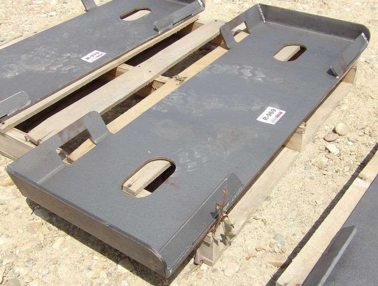 R-969 Skid Steer Quick Attach Plate
