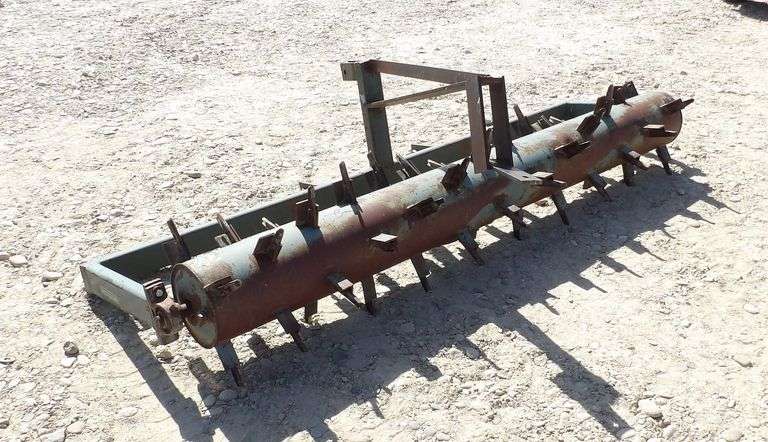 R-1179 3-Point Spike Aerator