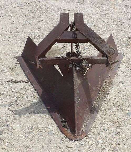 R-641  3-Point Ditcher