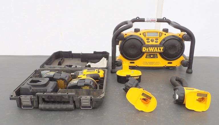 R-822 Dewalt Cordless Tools
