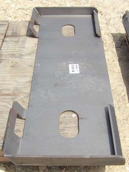 R-965 Skid Steer Quick Attach Plate