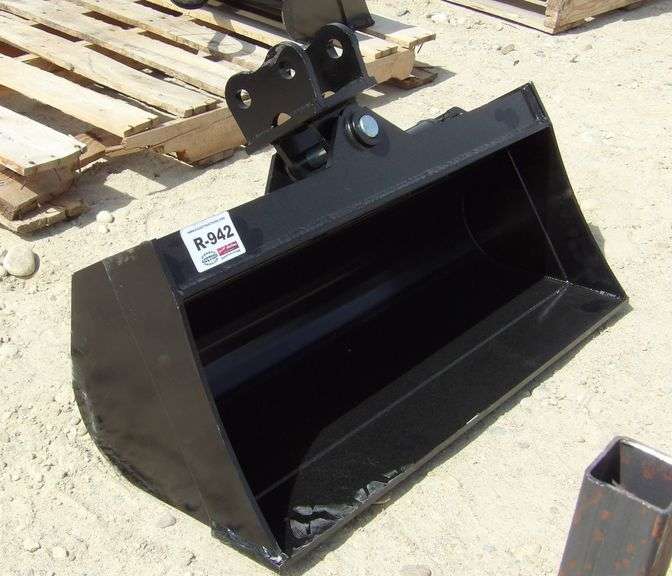 R-942  Mini Excavator Cleanup Bucket