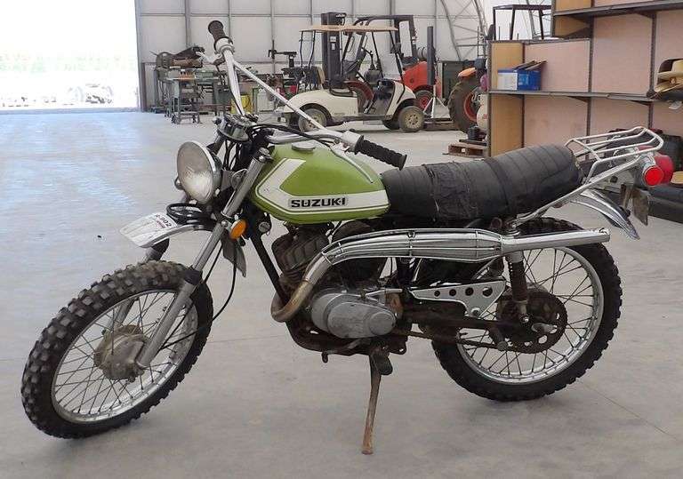 R-902 1973 Suzuki 90 Motorcycle
