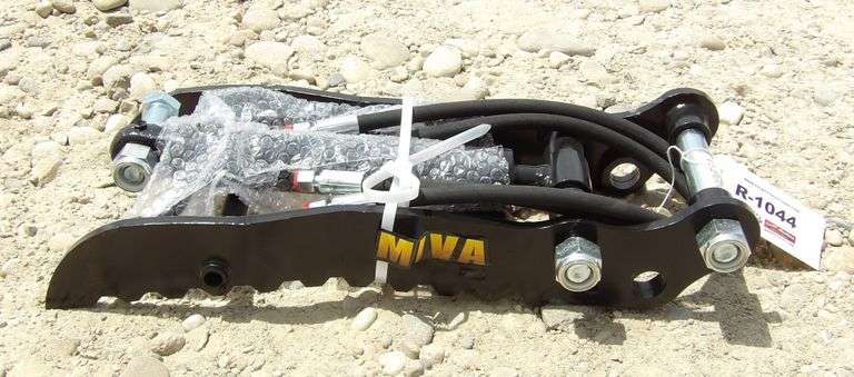 R-1044 Mini Excavator Hydraulic Thumb