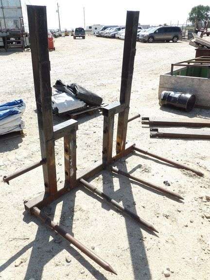 R-1126 Bale Spear