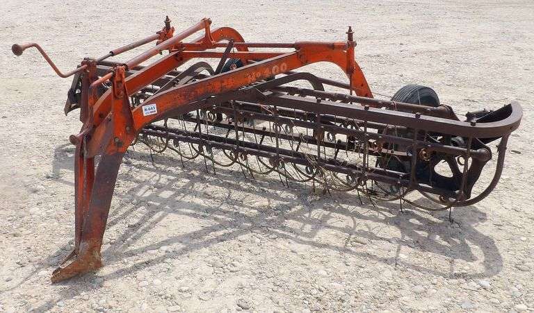 R-643  New Idea Hay Rake