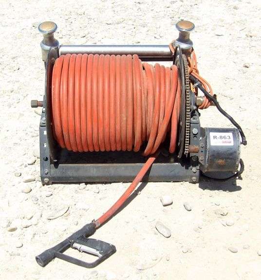 R-863  Motorized Hose Reel