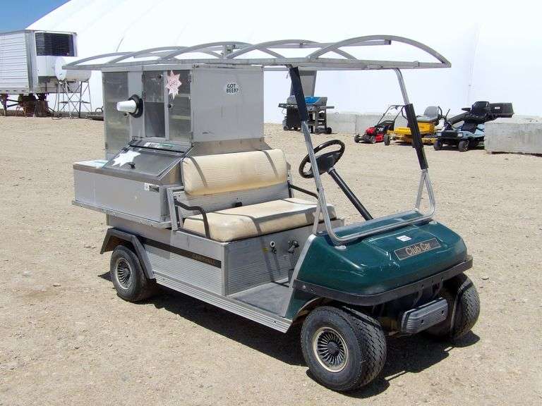 R-620 Club Car Food / Beverage Cart