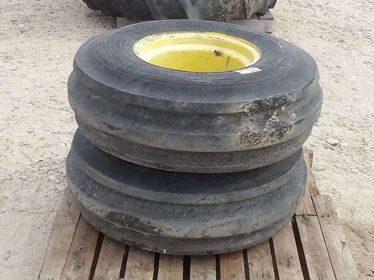 R-876 Regency Tractor Tires & Wheels (2)