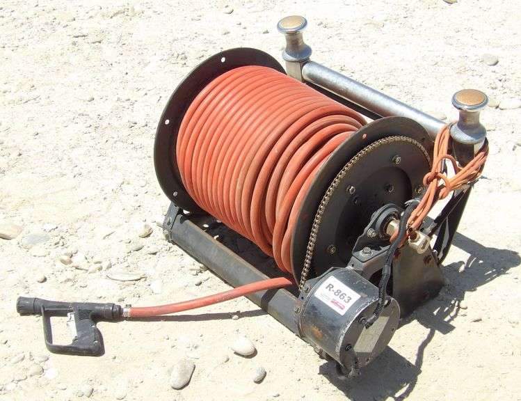 R-863  Motorized Hose Reel