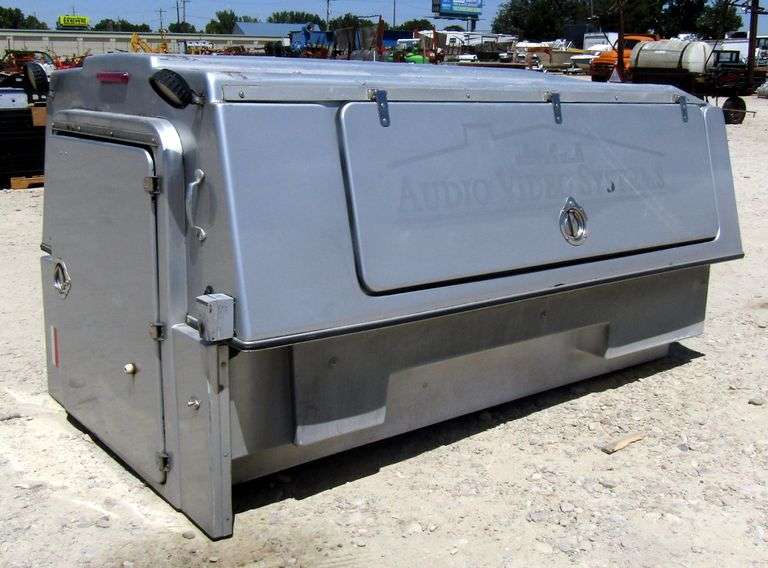 R-1295 Pickup Shell Toolbox